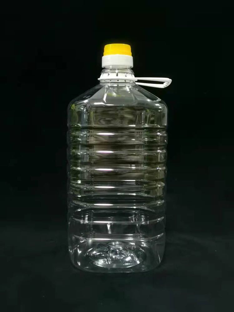 5 Liter Square Bottle